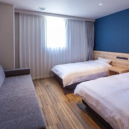 Y'S Cabin&Hotel Naha Kokusai Street Exterior photo