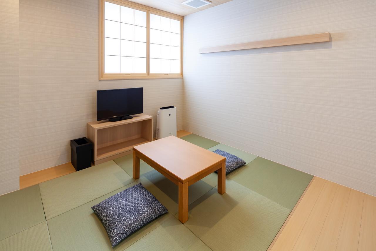 膠囊旅館 Y's Cabin&hotel Kokusai Street 那霸